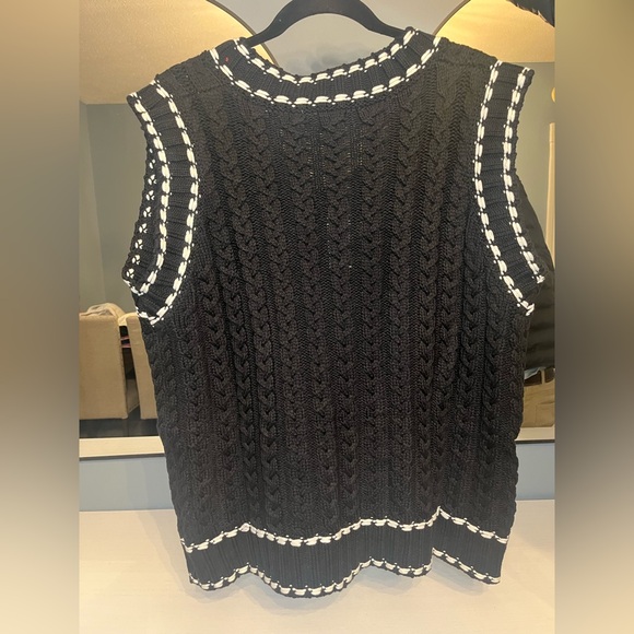 CHSET POCKET WHIP STITCH KNIT SWEATER VEST - Picture 3 of 7